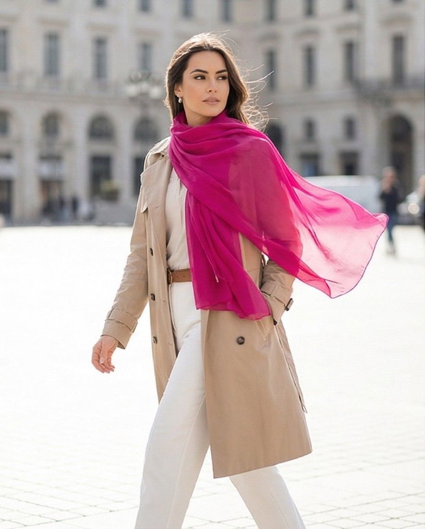 Rezervat Eșarfă FUCSIA