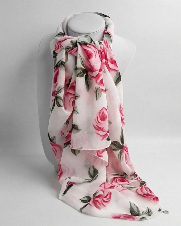 Eșarfa PINK ROSES