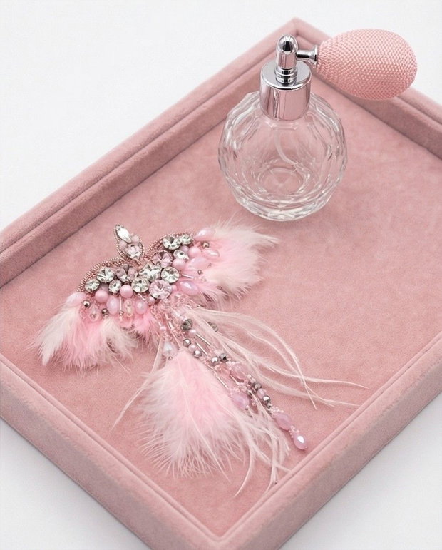 Rezervat Broșă - Pink Glam Bird