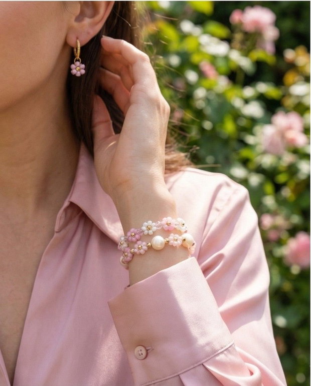 Rezervat Set Brățări și cercei - Pink Flowers & Pearls