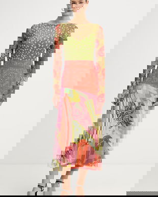 Never Fully Dressed rochie