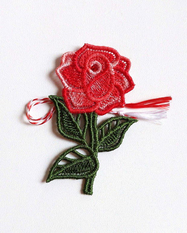 Martisor Trandafir Rosu Degrade
