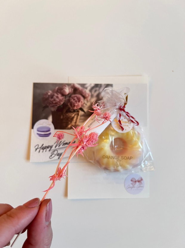 Săpun handmade orange soap, prospețime citrice în formă delicată, cadou 8 martie