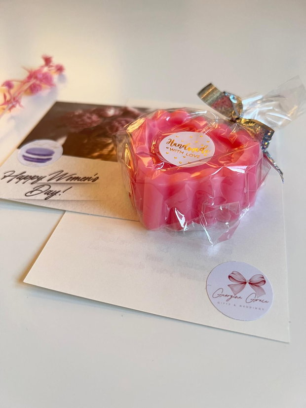 Săpun handmade inimă - cadou romantic cu parfum dulce