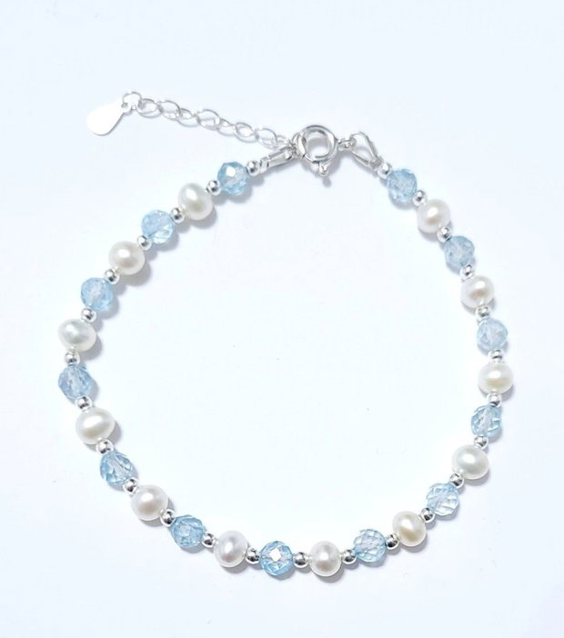Bratara argint 925 cu topaz bleu, perle de cultura si hematit