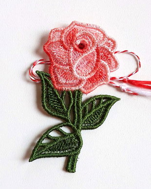 Martisor Trandafir Roz Degrade