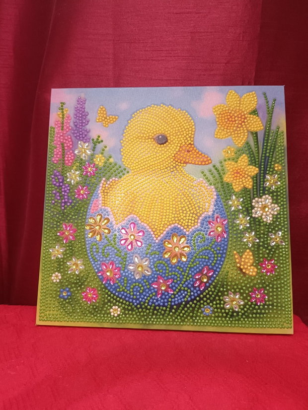 Mozaic cu diamante Puișor de Paști în ou decorat (25 x 25 cm)