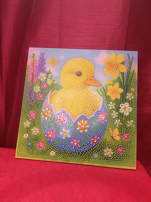 Mozaic cu diamante Puișor de Paști în ou decorat (25 x 25 cm)