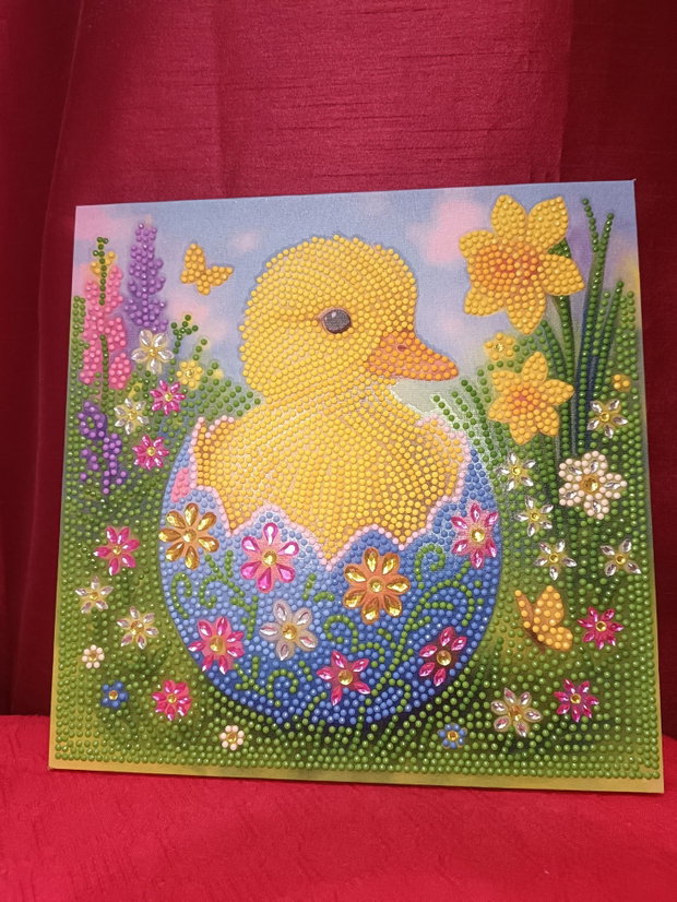 Mozaic cu diamante Puișor de Paști în ou decorat (25 x 25 cm)