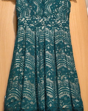 Rochie elegantă din dantelă verde smarald