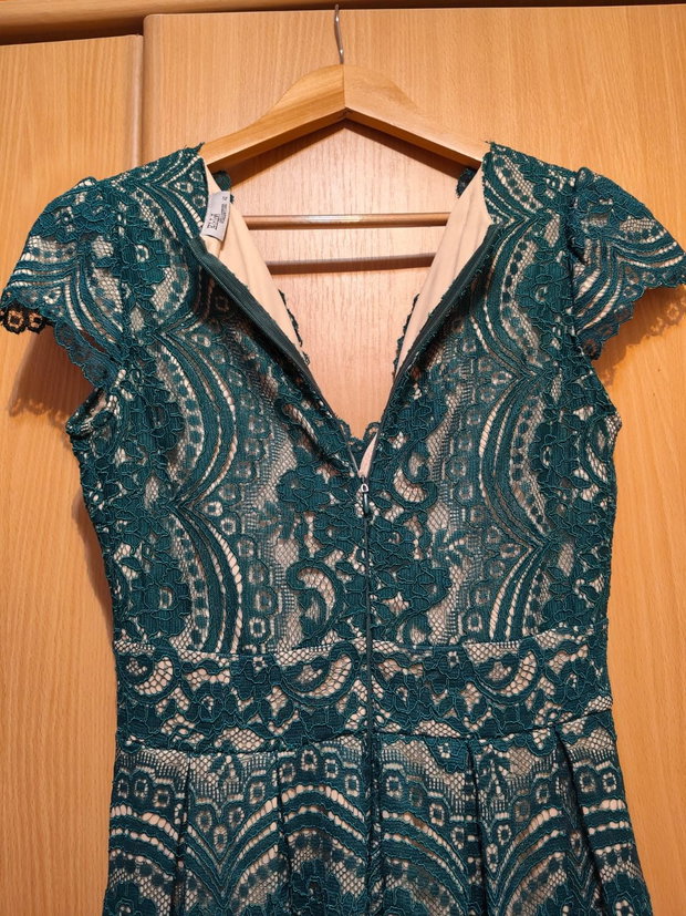 Rochie elegantă din dantelă verde smarald