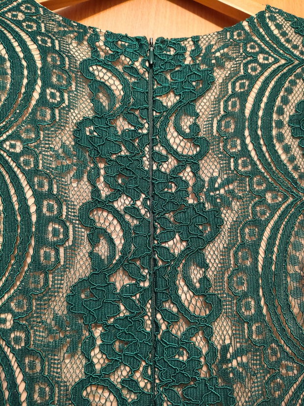 Rochie elegantă din dantelă verde smarald