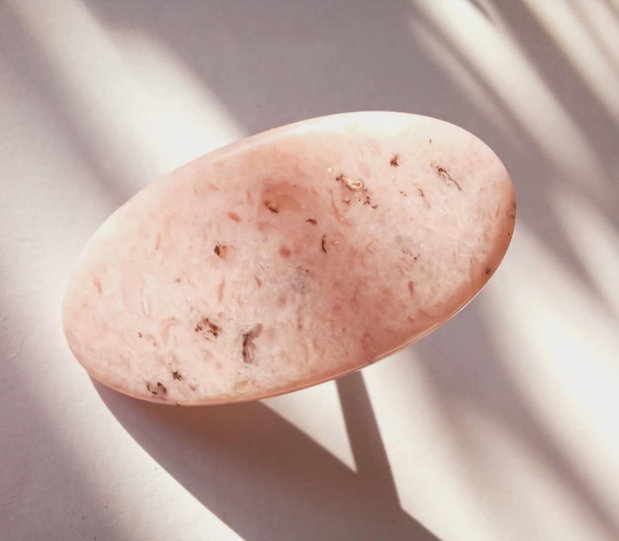 Opal roz - Simbol al Sperantei