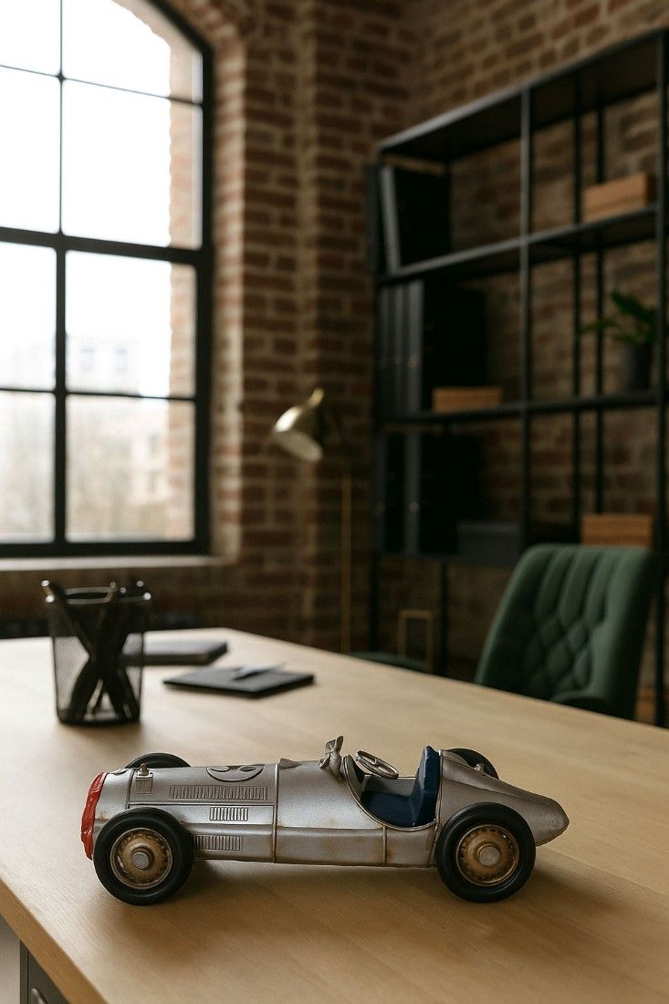 Model masinuta Mercedes Silver Arrow