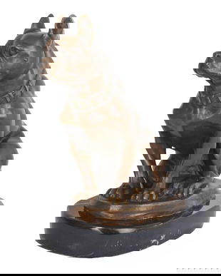 Buldog francez-statueta din bronz cu un soclu din marmura