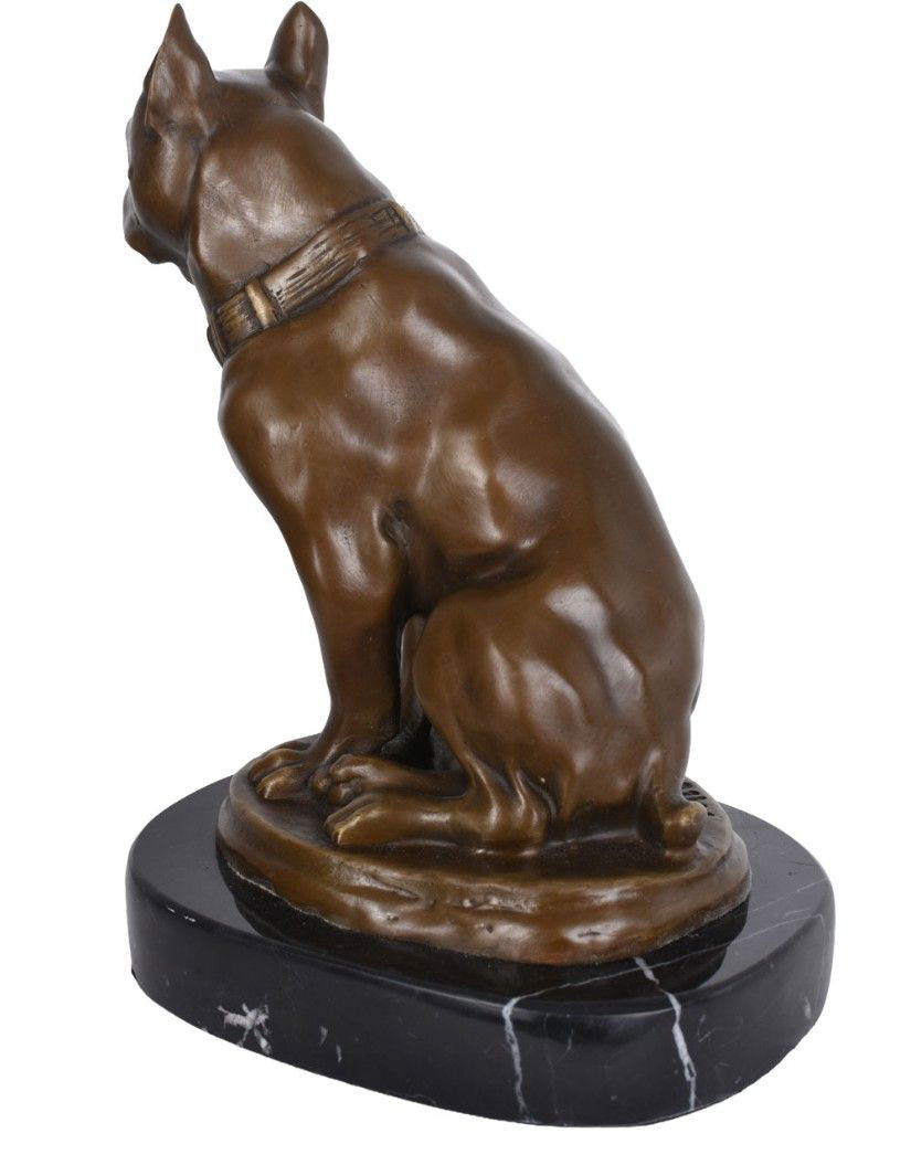 Buldog francez-statueta din bronz cu un soclu din marmura