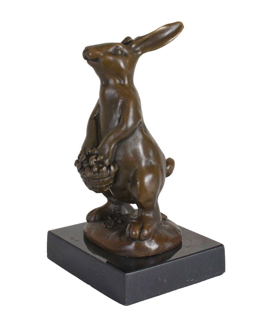 Iepuras-statueta din bronz cu un soclu din marmura