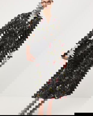 Medicine rochie evazată cu amestec de vâscoză