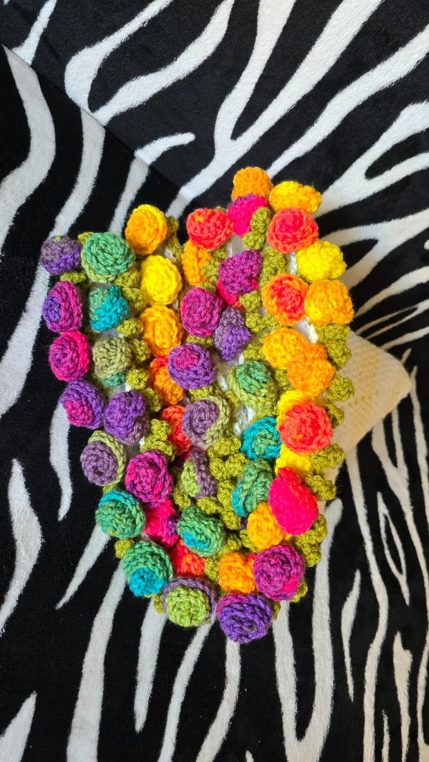 Păturica buchet de trandafiri colorați