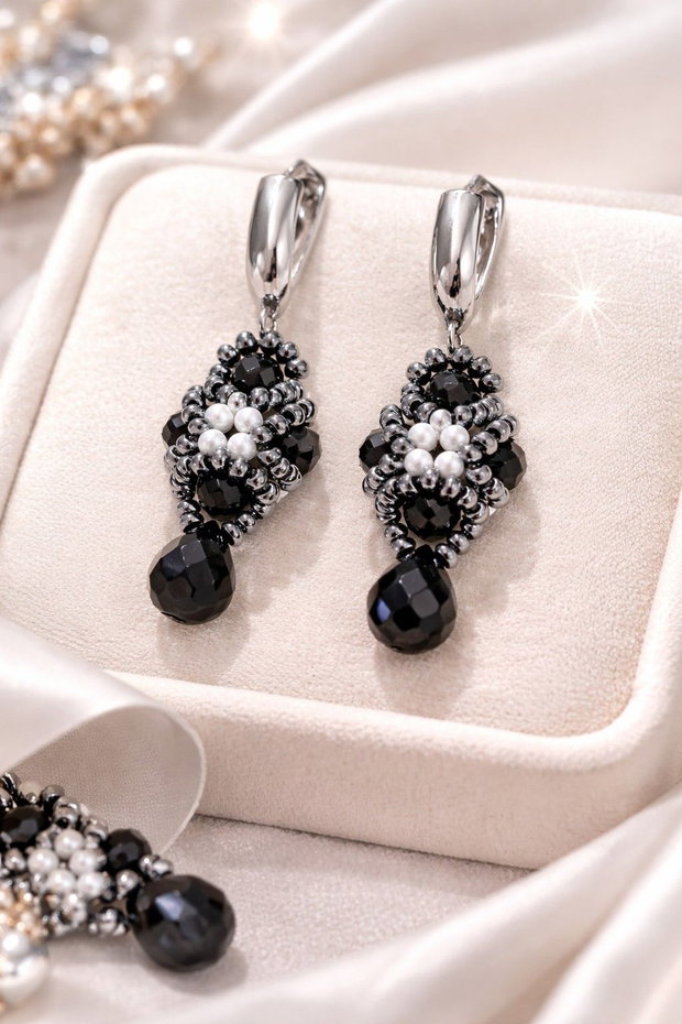 Cercei Baroc Handmade din cristale negre