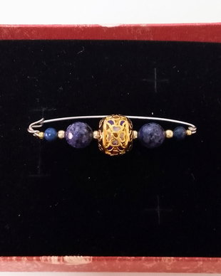 Broșă cloisonnee aurita, sodalit și lapislazuli