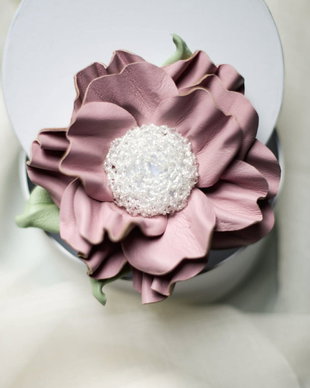 Floare din piele