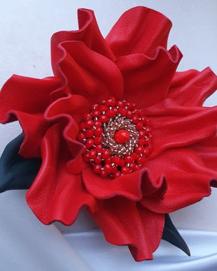 Floare din piele