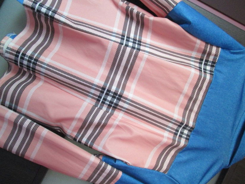 bluzita simpatica dame M