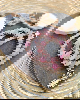 Colier floari rodonit roz