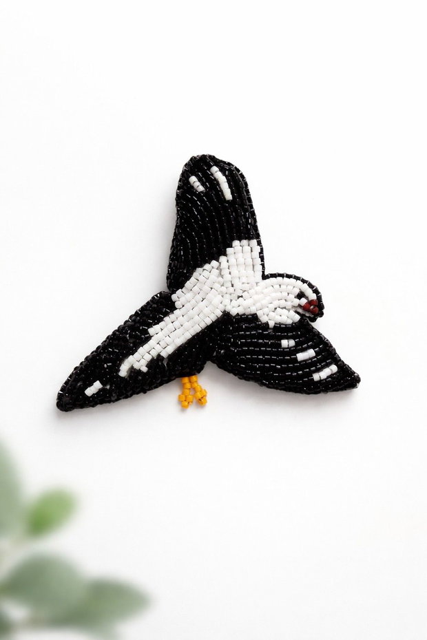 Brosa handmade - Randunica