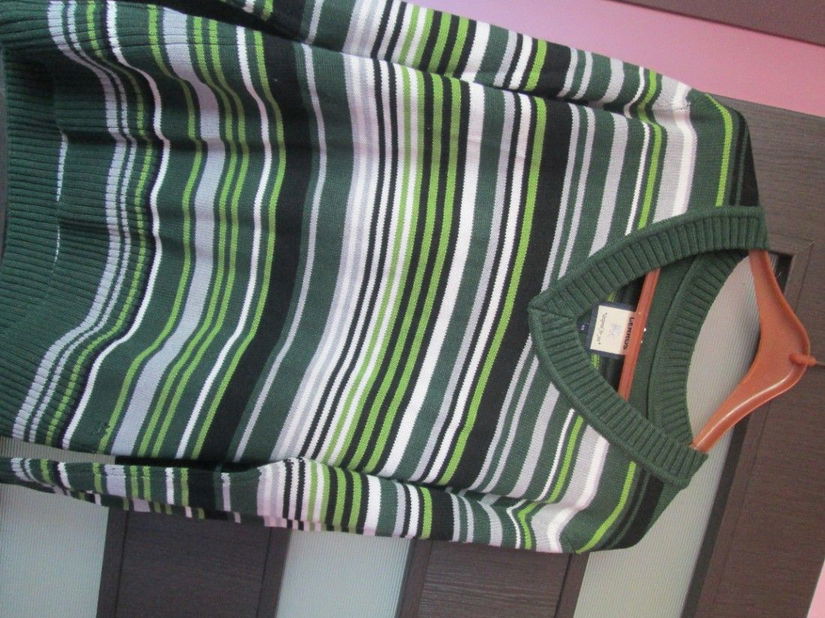 pulover  cu dungi Lerros 44/L