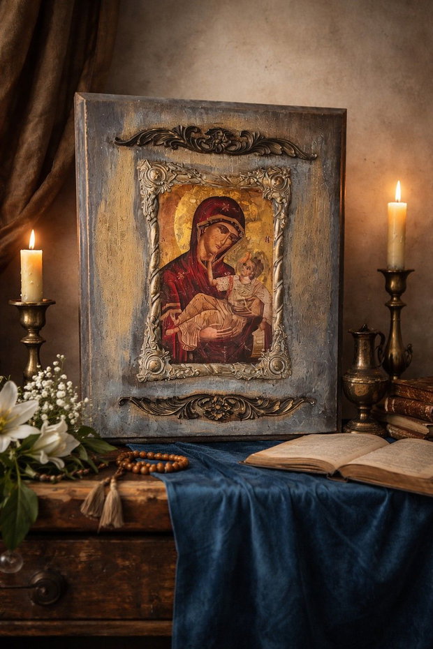 Icoană handmade pe lemn Fecioara Maria cu Pruncul