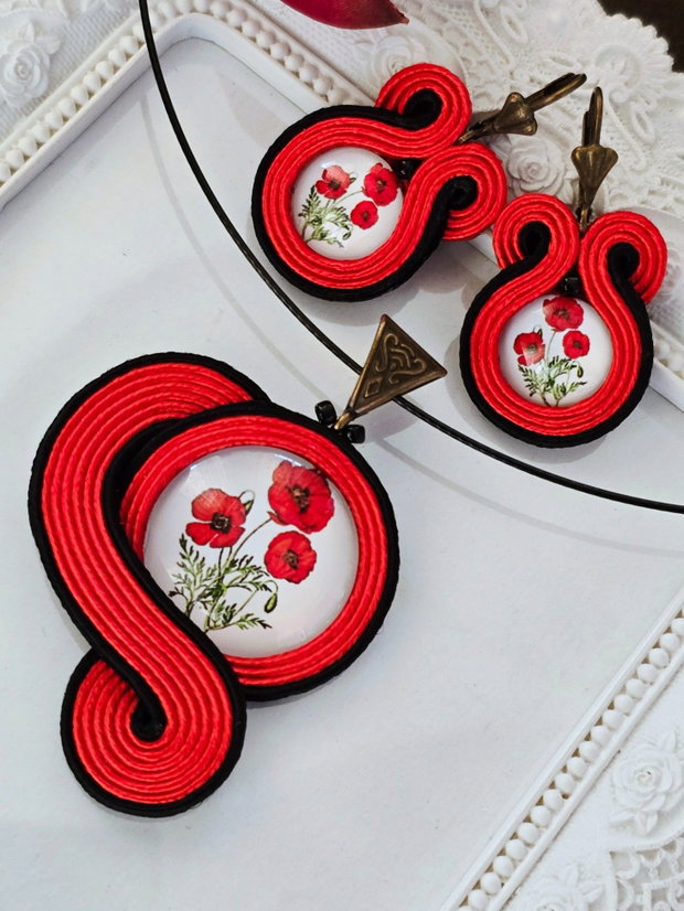 Set soutache rosu si negru cu maci