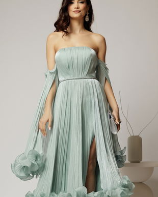 Rochie de seara verde mint cu volanase din voal cu pelicula si maneci detasabile