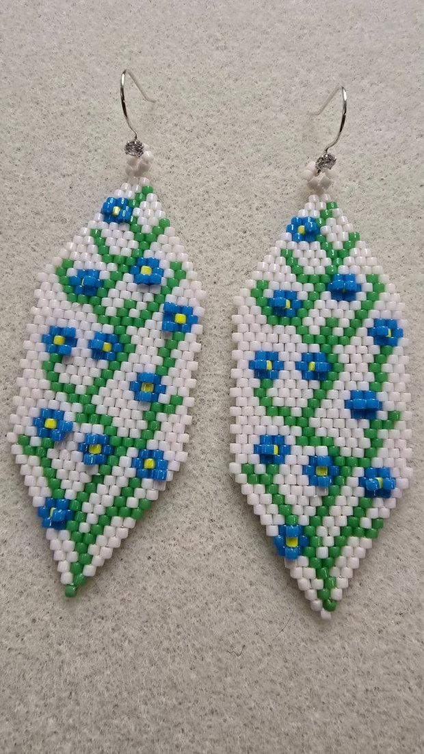 Cercei handmade cu flori Nu-mă-uita broderie 3D din mărgele Miyuki Delica