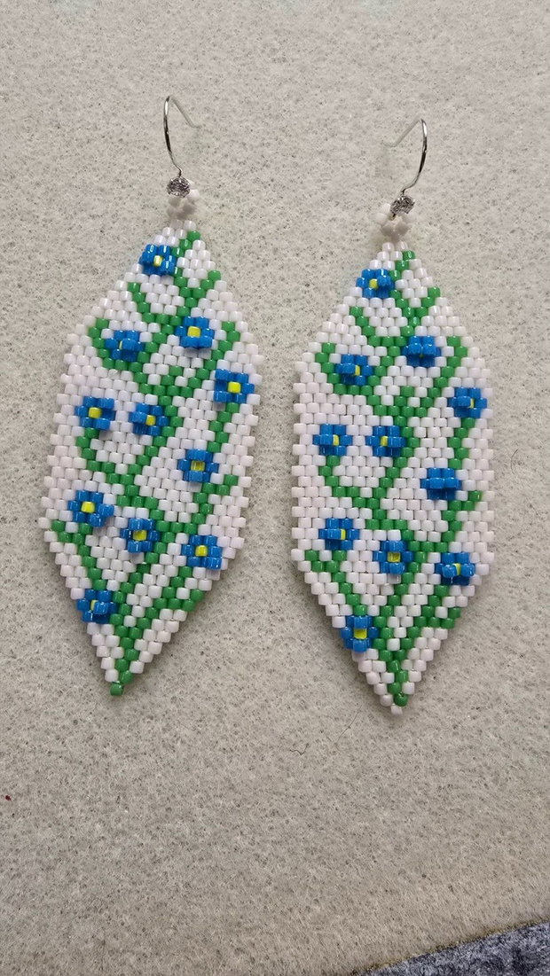 Cercei handmade cu flori Nu-mă-uita broderie 3D din mărgele Miyuki Delica