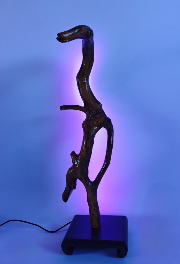 Lampă sculpturală din lemn vechi
