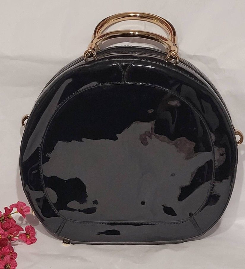 Geanta semirotunda  vintage