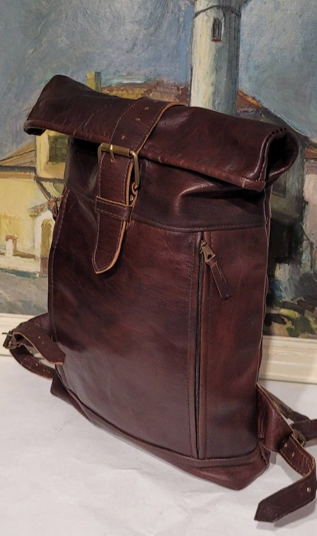 Rucsac unisex din puele