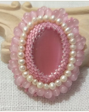 BROSA- CAT'S EYE ROZ, PERLE ALBE DE CULTURA