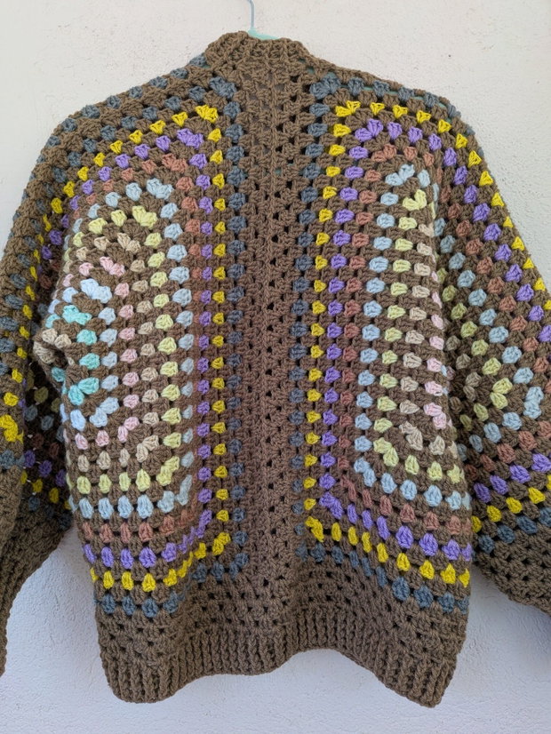 Cardigan crosetat