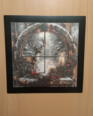 Mozaic cu diamante  Eleganța iernii în ramă magnetică