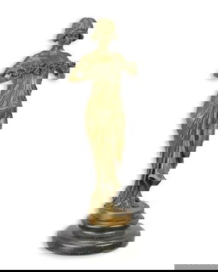 Nimfa padurii-statueta din bronz cu un soclu din marmura