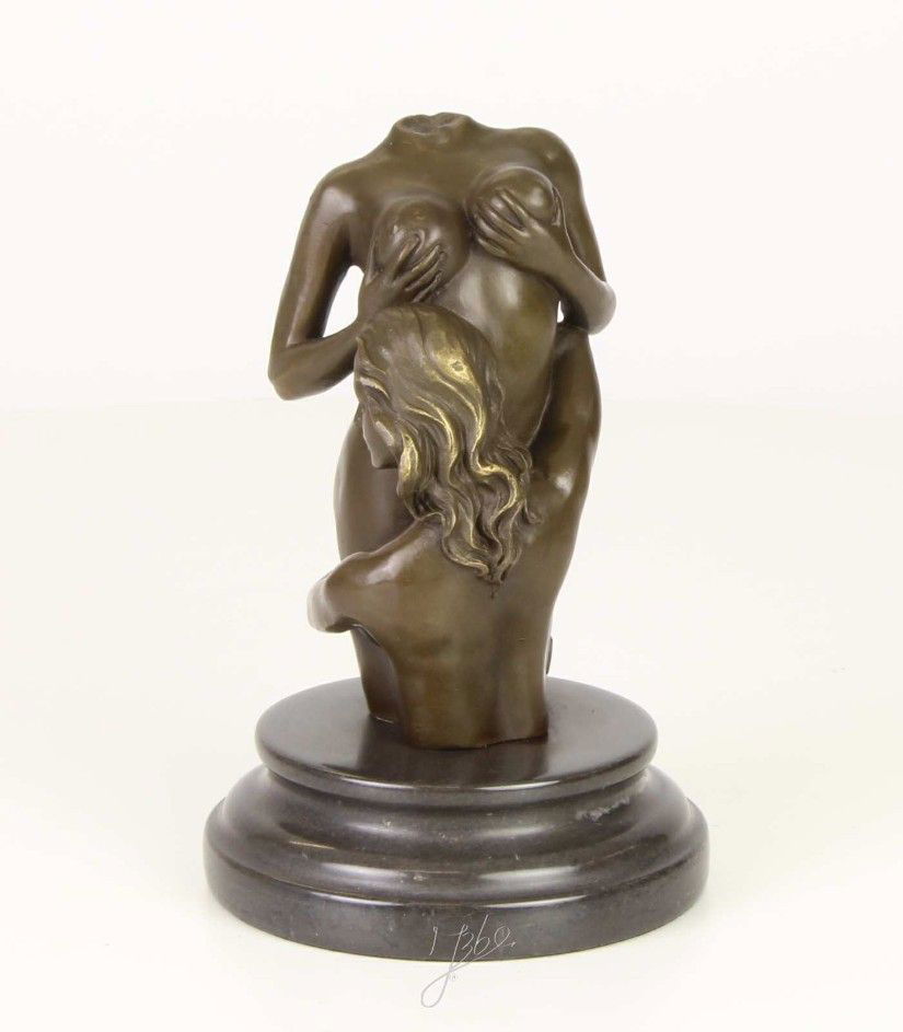 Doua femei-statueta erotica din bronz