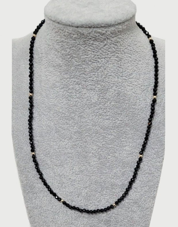 Colier aur filat cu spinel negru