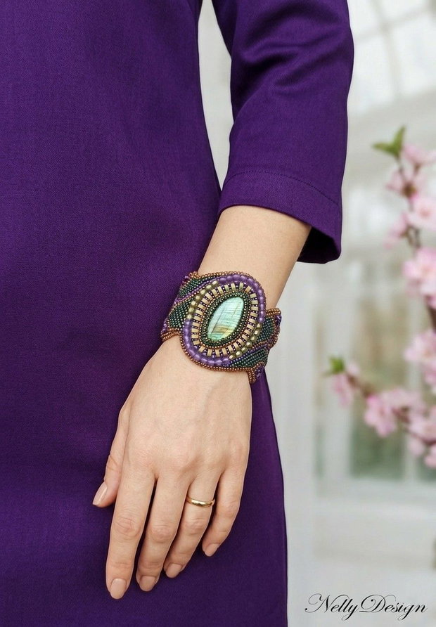 "Magic Eye " - Bratara statement cu labradorit