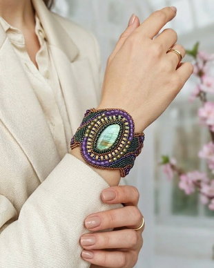 "Magic Eye " - Bratara statement cu labradorit