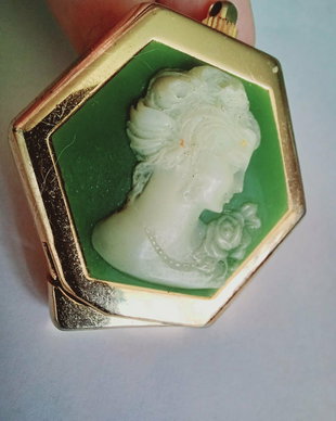 Vintage Royal Elsa - Green - Camee
