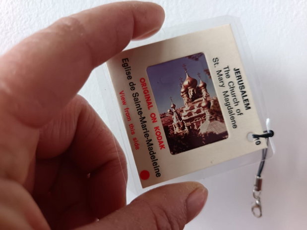 Breloc diapozitiv - fereastră spre trecut - Biserica Maria Magdalena Jerusalem