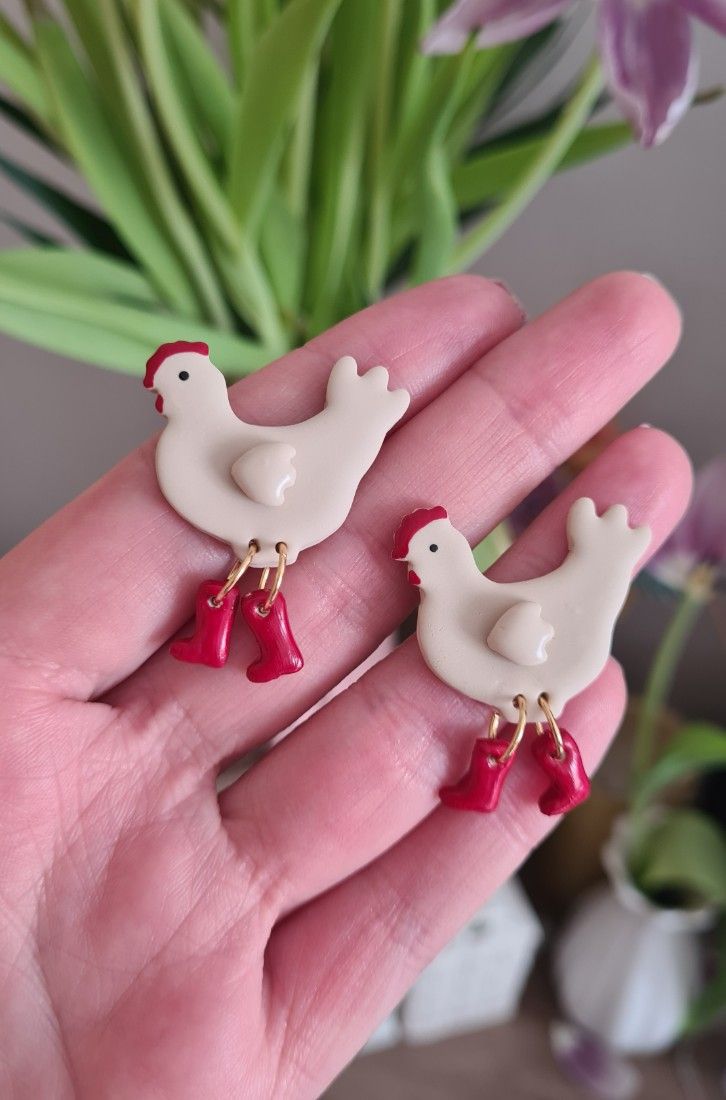 Brosa gaina cu ghetute